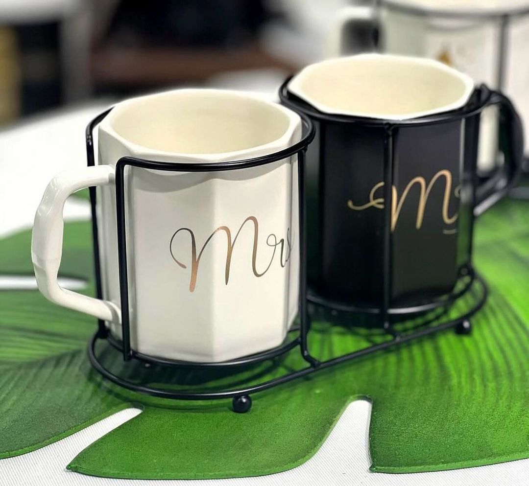 Mr And Mrs Mugs