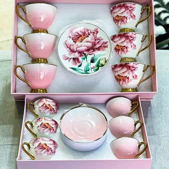 Tea Set In Rose And Pink